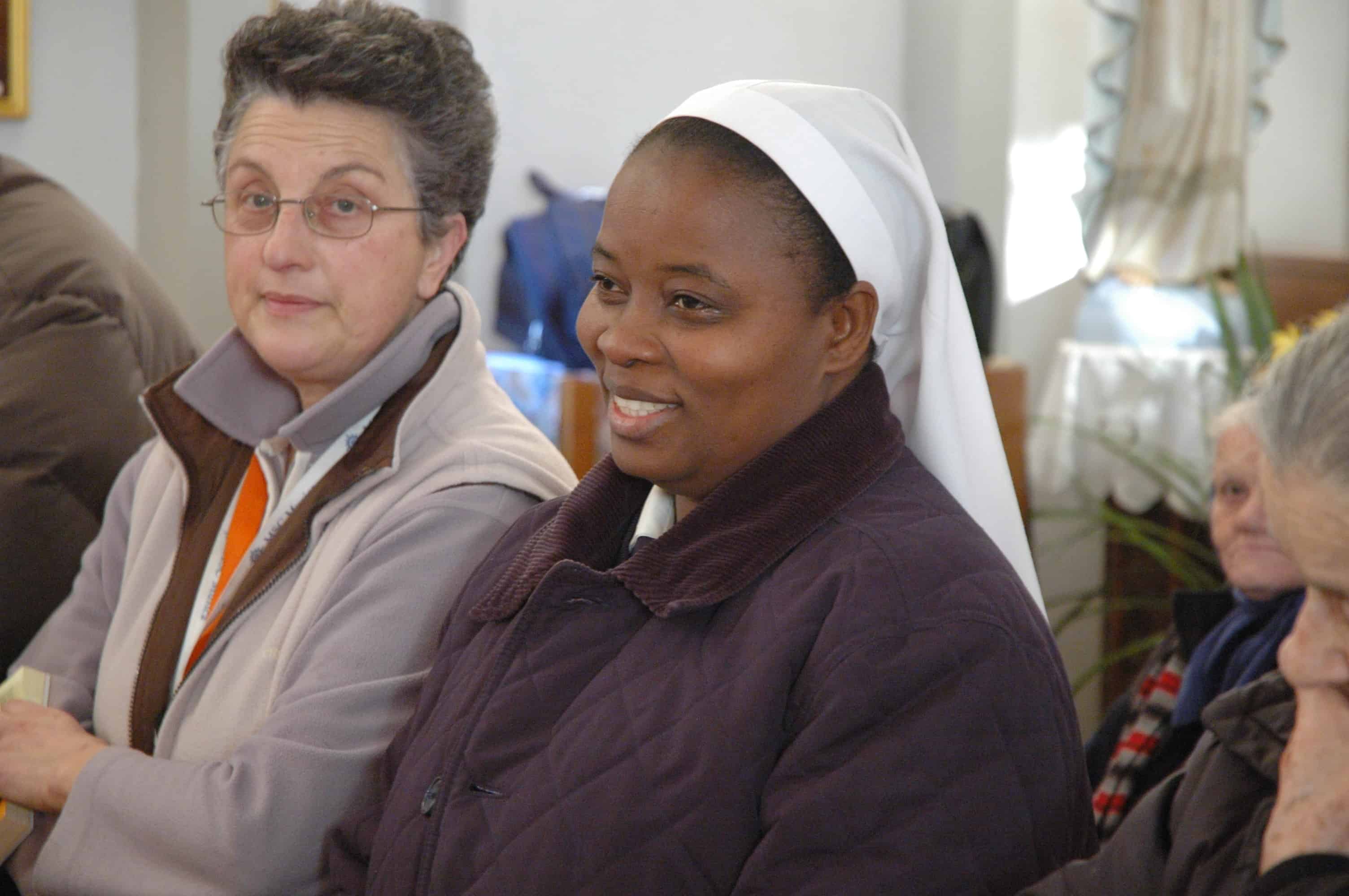 Missione delle Suore Serve di Maria Vergine Madre della Guinea Missione delle Suore Serve di Maria Vergine Madre della Guinea